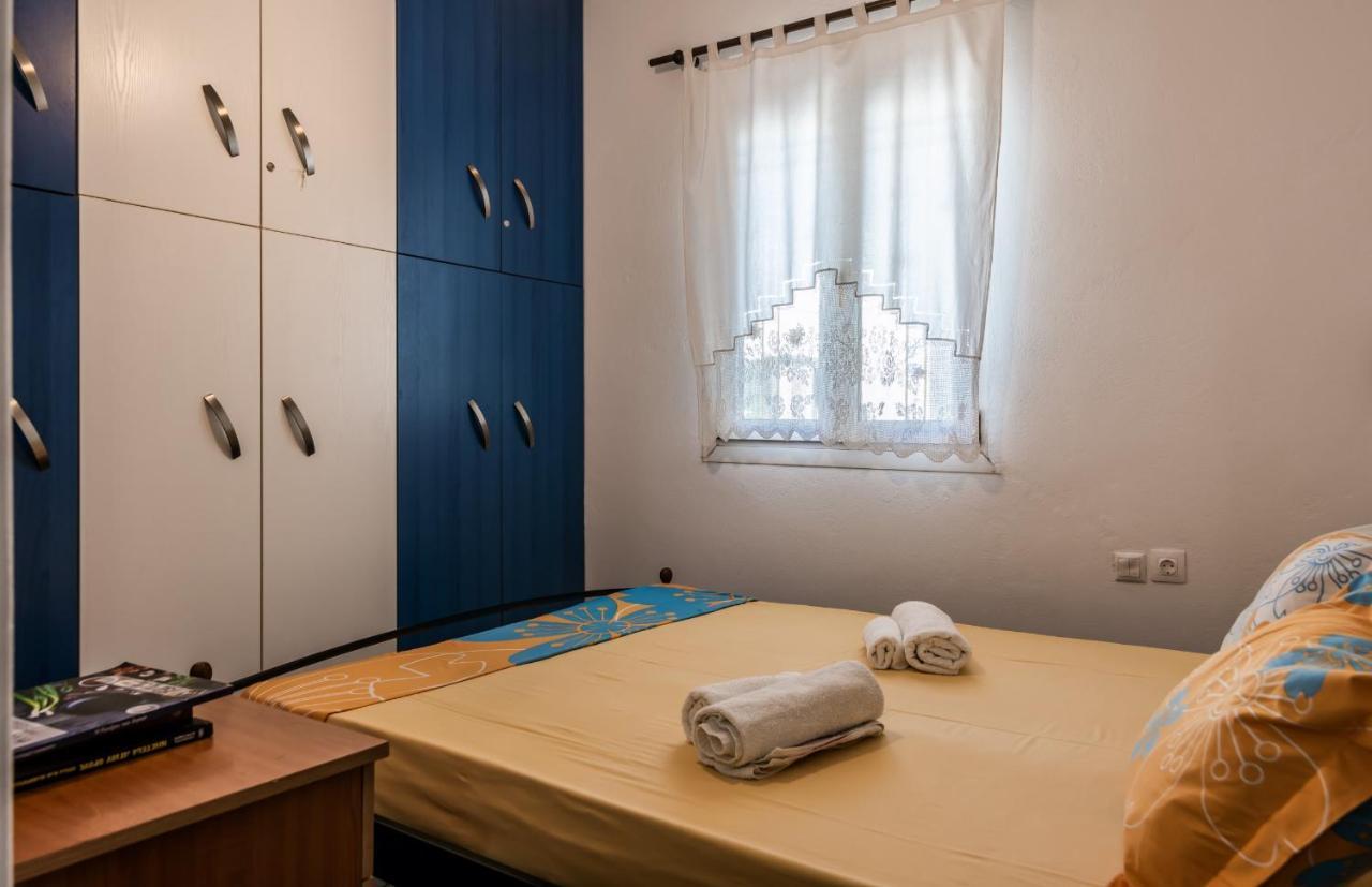 הוילה פלאקה Melisses Sea View House מראה חיצוני תמונה